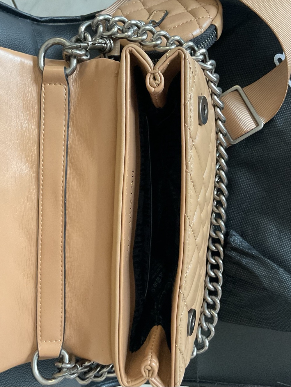 Kurt Geiger Tan Quilted Leather Crossbody with Lock and Coin Pouch - Picture 4 of 7